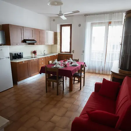 Aparthotel Europa *